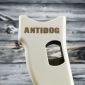 Светозвуковой отпугиватель собак AntiDOG от НИИПХ белого цвета